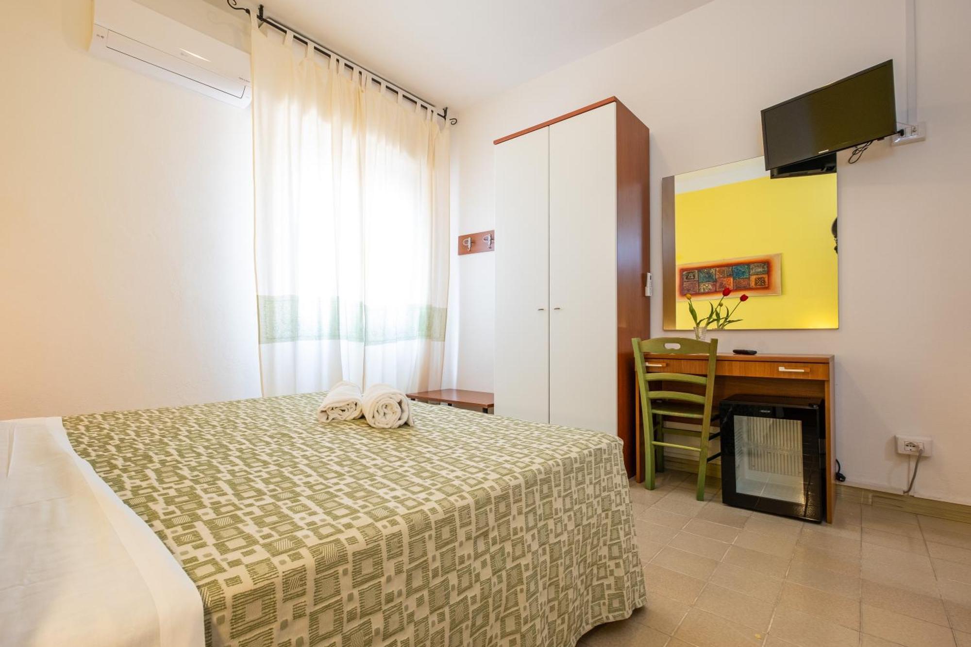 Hotel Il Gabbiano Альгеро Экстерьер фото
