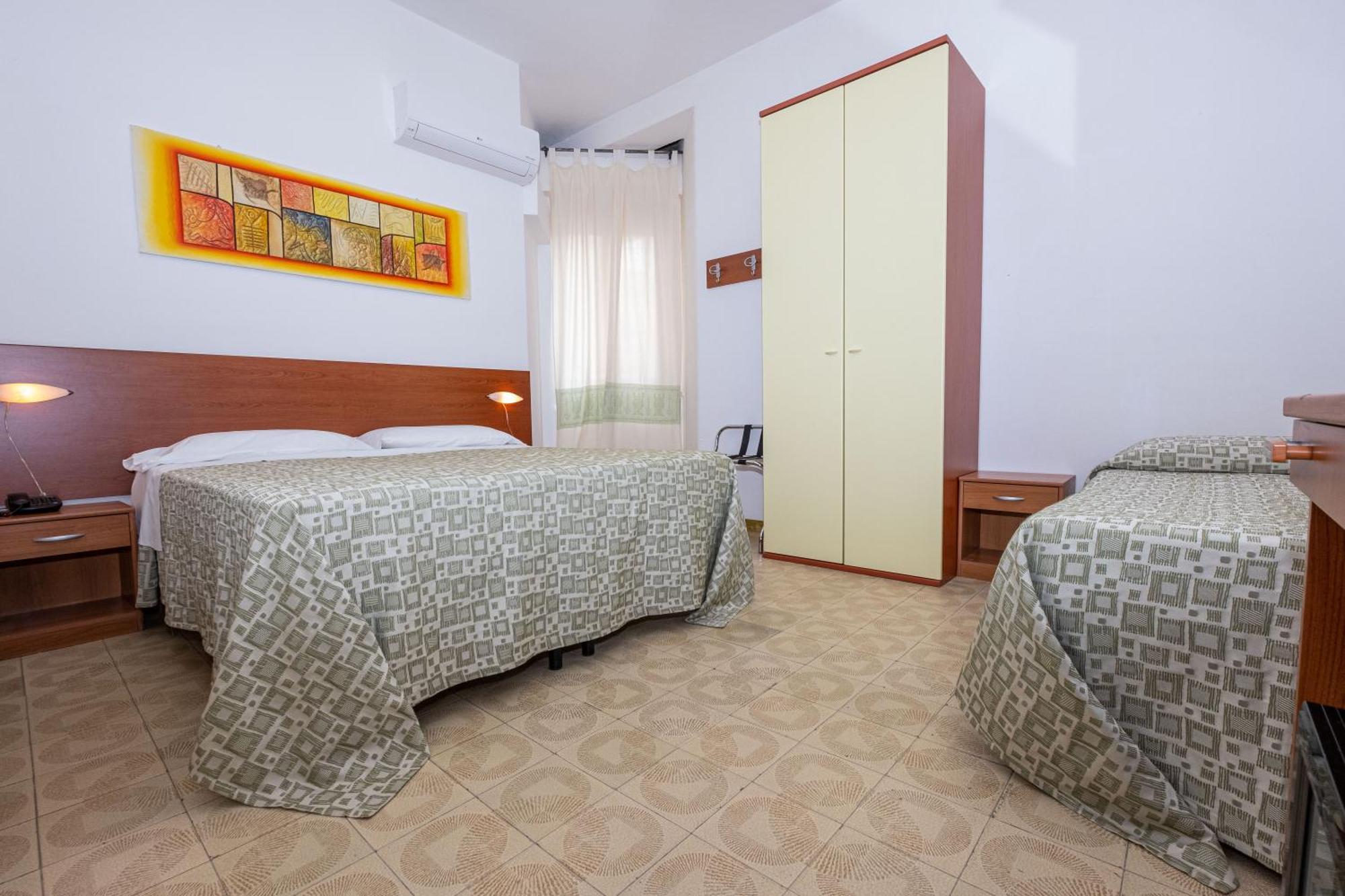 Hotel Il Gabbiano Альгеро Экстерьер фото